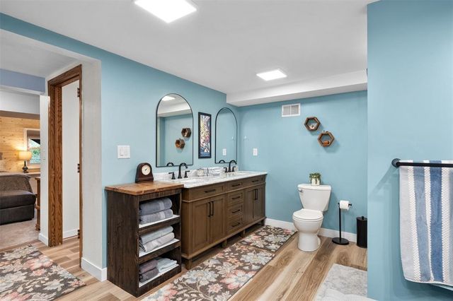 7236 20th Avenue, Eau Claire, WI 54703