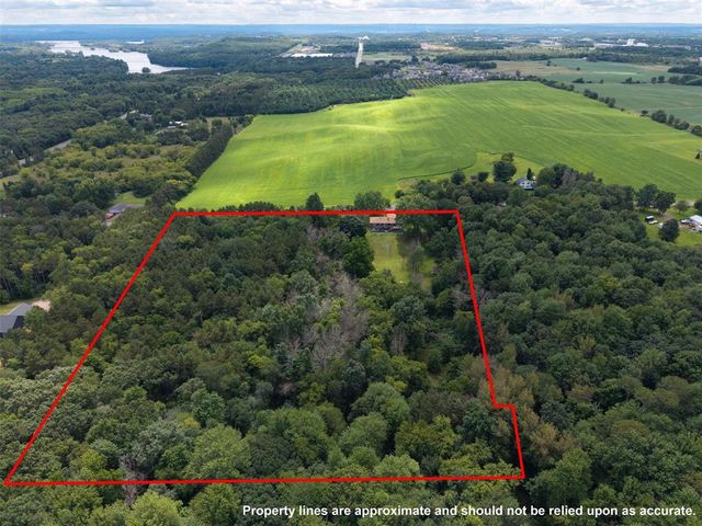 7236 20th Avenue, Eau Claire, WI 54703