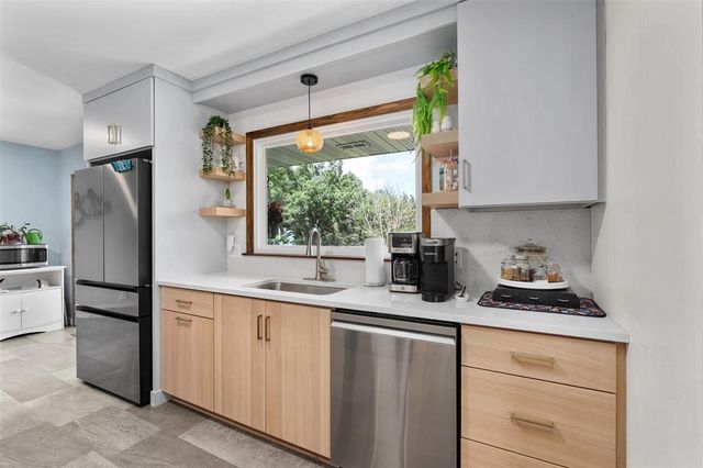 7236 20th Avenue, Eau Claire, WI 54703