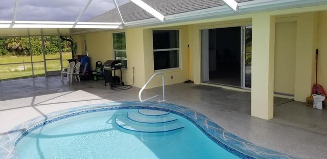 5425 Koblegard Road, Fort Pierce, FL 34951