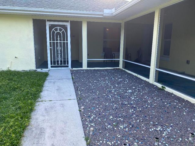 5425 Koblegard Road, Fort Pierce, FL 34951