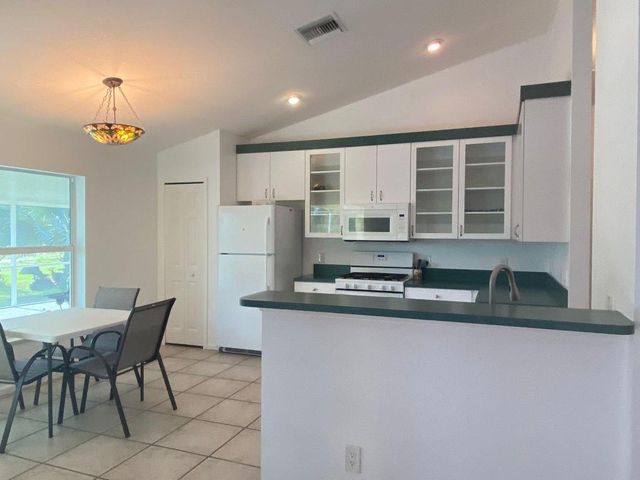 5425 Koblegard Road, Fort Pierce, FL 34951