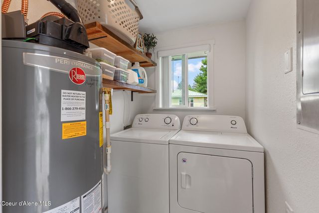 413 E 9th AVE, Post Falls, ID 83854