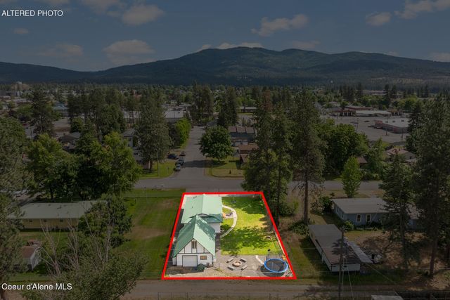 413 E 9th AVE, Post Falls, ID 83854