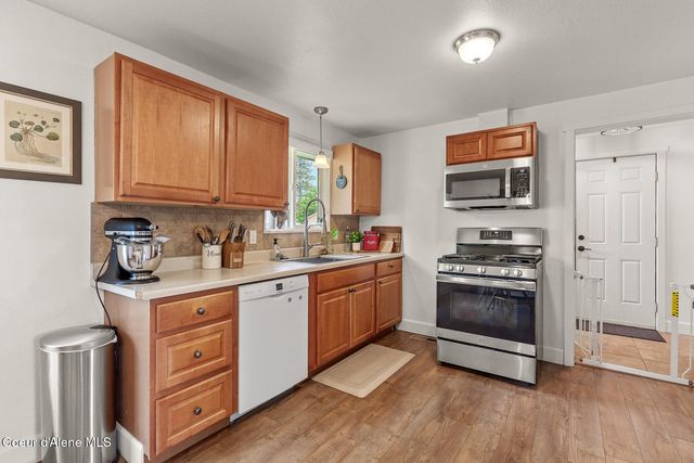 413 E 9th AVE, Post Falls, ID 83854