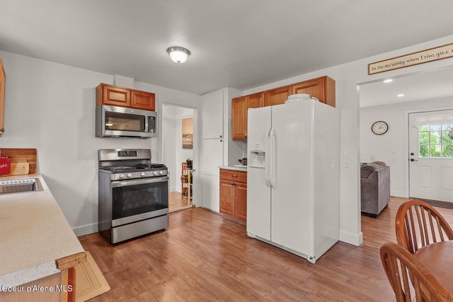 413 E 9th AVE, Post Falls, ID 83854