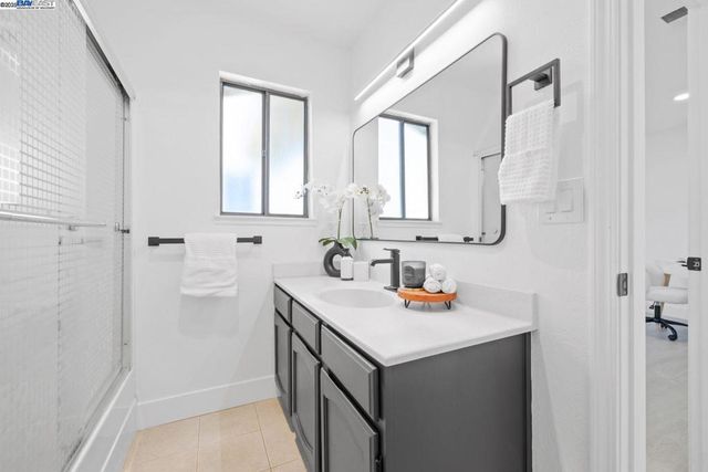 5311 Port Sailwood Dr, Newark, CA 94560