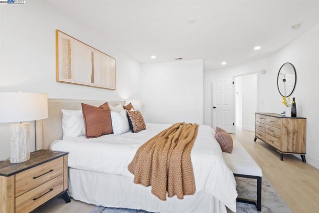 5311 Port Sailwood Dr, Newark, CA 94560