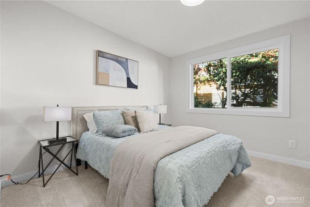 62 165th Avenue SE, Bellevue, WA 98008