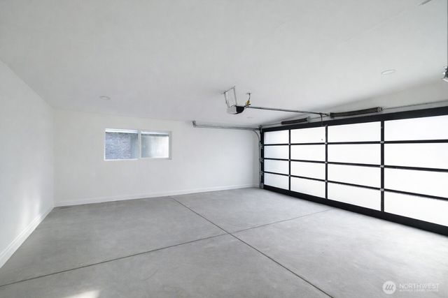 62 165th Avenue SE, Bellevue, WA 98008