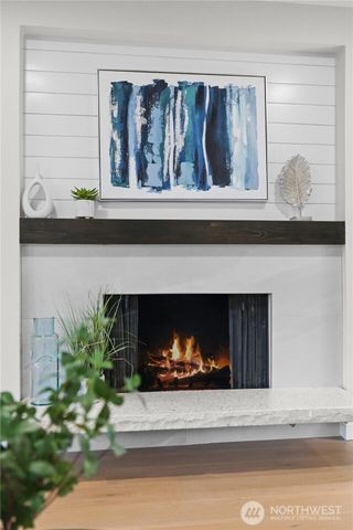 62 165th Avenue SE, Bellevue, WA 98008