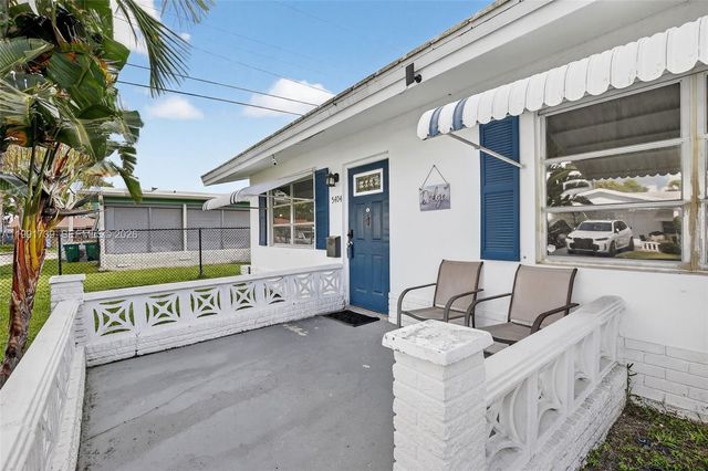 5404 NW 27th Way, Tamarac, FL 33309