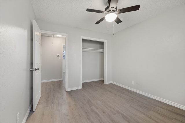 5920 Walraven Circle, Fort Worth, TX 76133