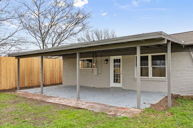 5920 Walraven Circle, Fort Worth, TX 76133