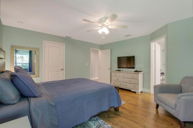 9155 SE Athena Street, Hobe Sound, FL 33455