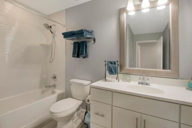 9155 SE Athena Street, Hobe Sound, FL 33455