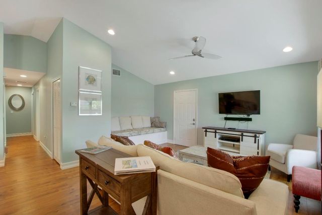 9155 SE Athena Street, Hobe Sound, FL 33455