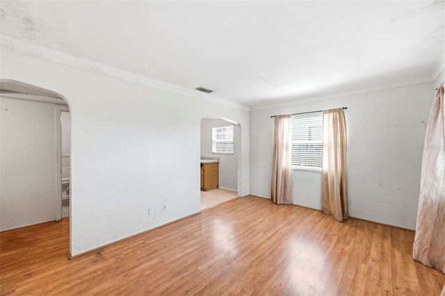 4548 12TH AVENUE N, St Petersburg, FL 33713