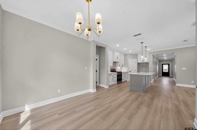 3049 Guinn Farms Rd, Tyler, TX 75707