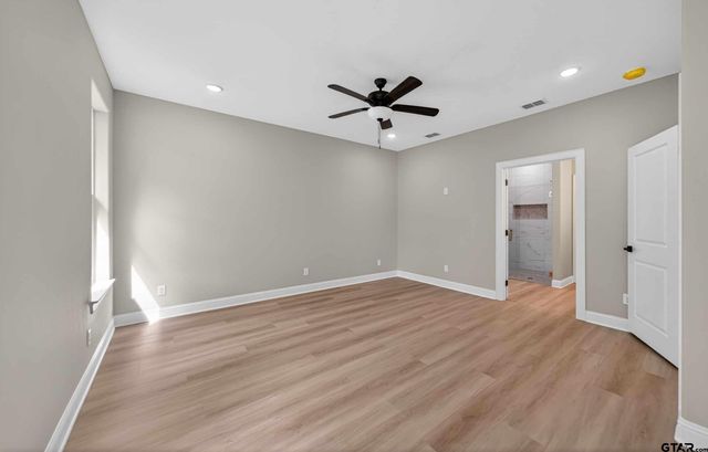 3049 Guinn Farms Rd, Tyler, TX 75707