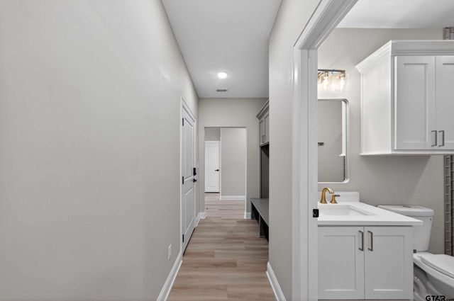 3049 Guinn Farms Rd, Tyler, TX 75707