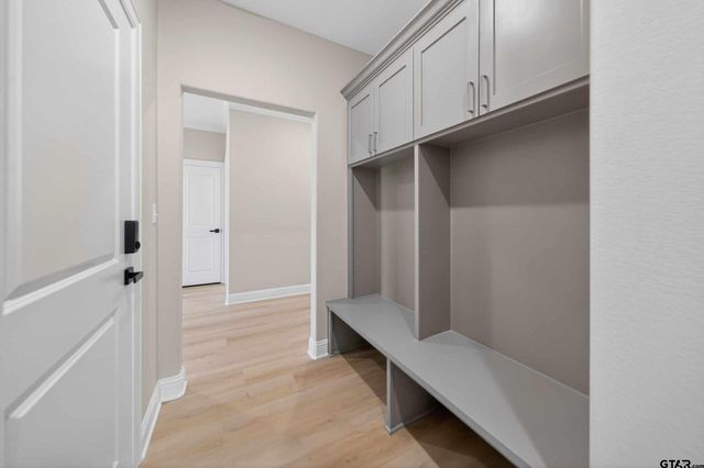 3049 Guinn Farms Rd, Tyler, TX 75707