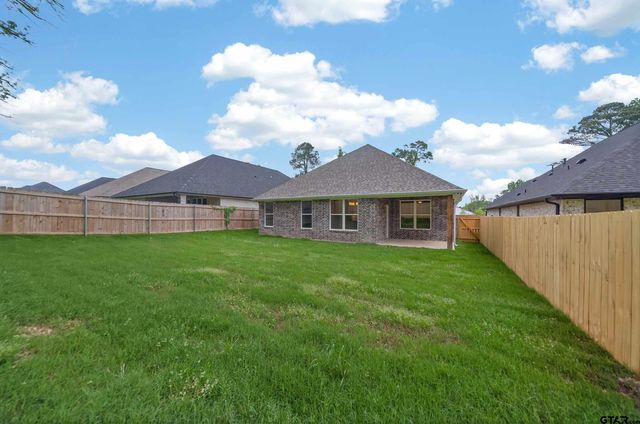 3049 Guinn Farms Rd, Tyler, TX 75707