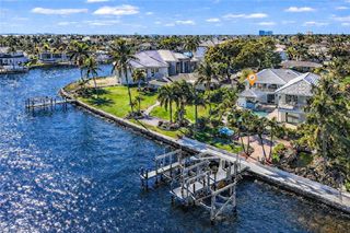 5345 Nautilus DR, Cape Coral, FL 33904