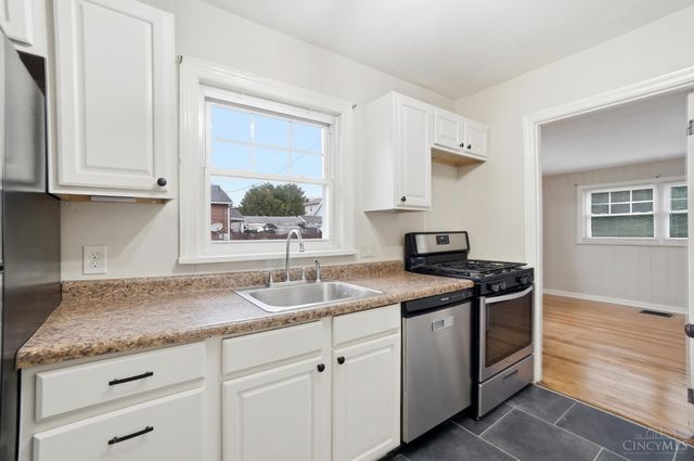 5256 Warren Avenue, Norwood, OH 45212