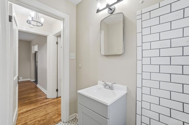 5256 Warren Avenue, Norwood, OH 45212