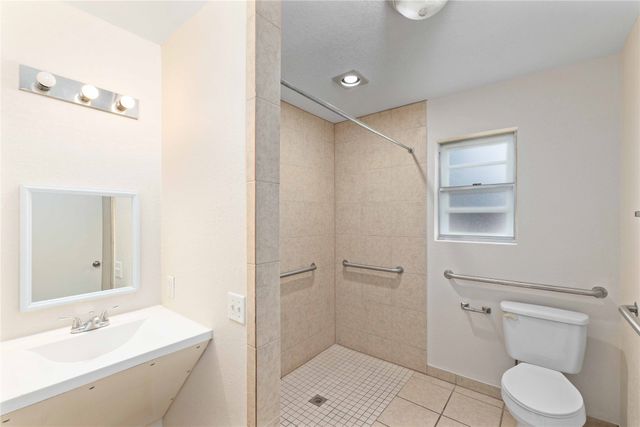 499 Oakwood Drive, Eastland, TX 76448