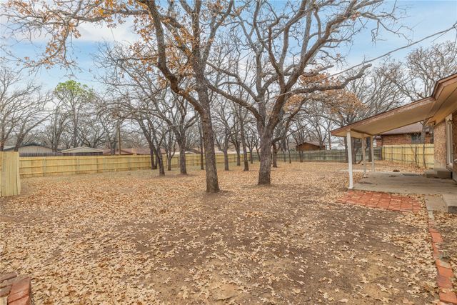 499 Oakwood Drive, Eastland, TX 76448