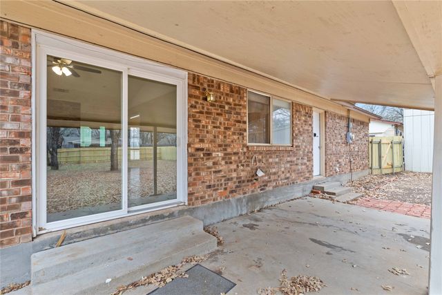 499 Oakwood Drive, Eastland, TX 76448