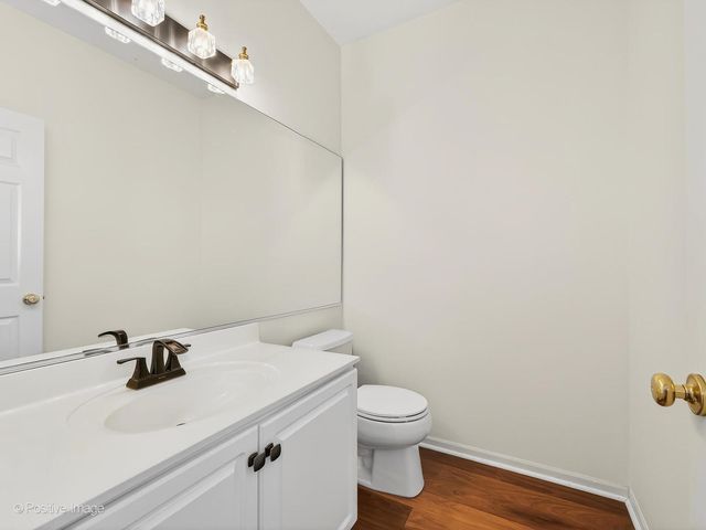 31104 Carpenter Court, Warrenville, IL 60555