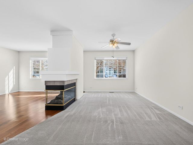 31104 Carpenter Court, Warrenville, IL 60555