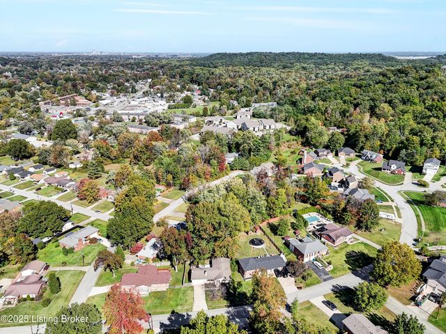7405 Ridan Way, Louisville, KY 40214