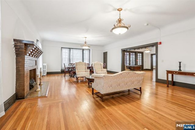 375 Fairmount Avenue, Jersey City, NJ 07306