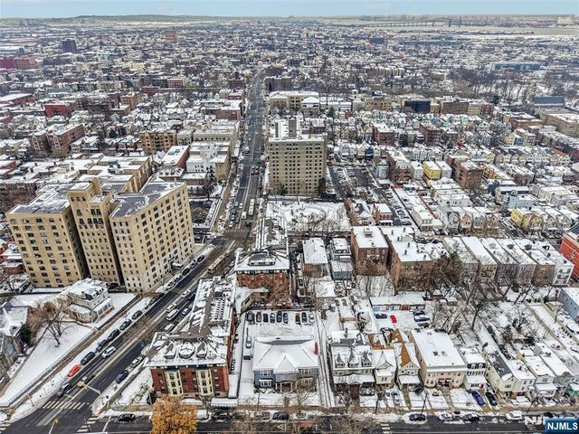 375 Fairmount Avenue, Jersey City, NJ 07306