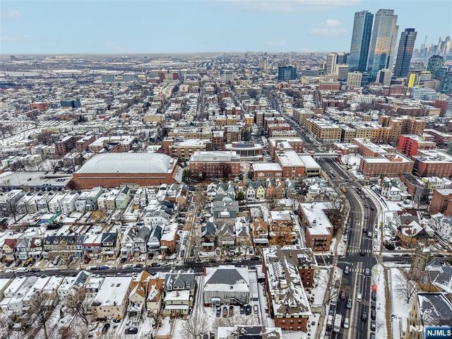 375 Fairmount Avenue, Jersey City, NJ 07306