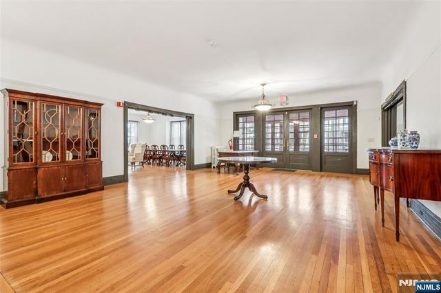 375 Fairmount Avenue, Jersey City, NJ 07306