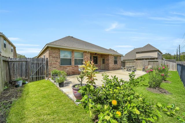 2718 Wembley Way, Rosenberg, TX 77471