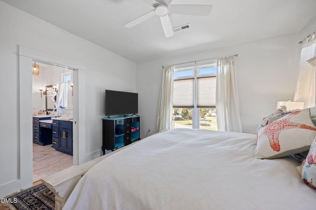 2616 Lennoxville Road, Beaufort, NC 28516