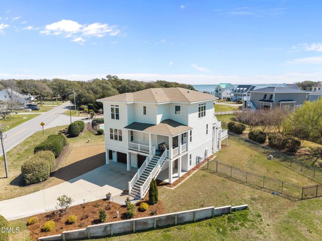 2616 Lennoxville Road, Beaufort, NC 28516