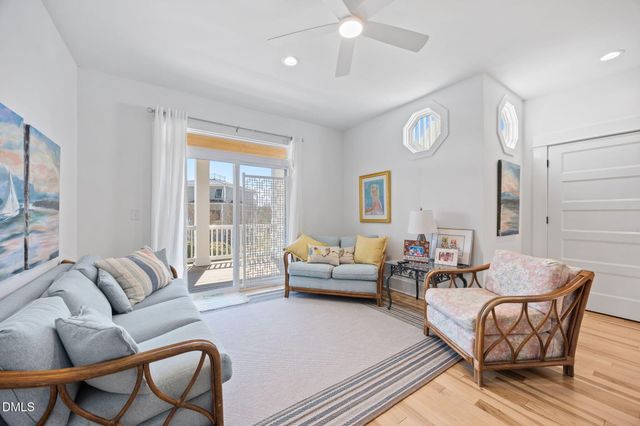 2616 Lennoxville Road, Beaufort, NC 28516