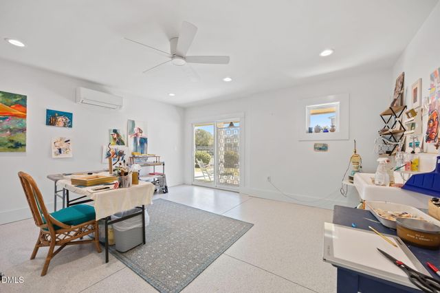 2616 Lennoxville Road, Beaufort, NC 28516