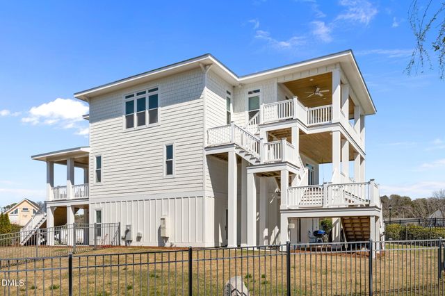 2616 Lennoxville Road, Beaufort, NC 28516