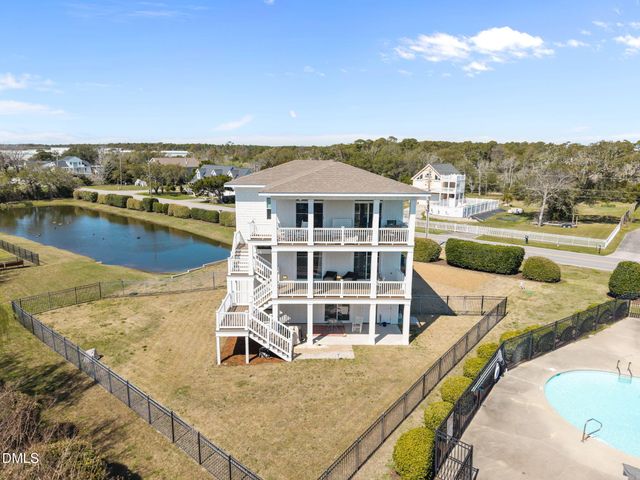 2616 Lennoxville Road, Beaufort, NC 28516