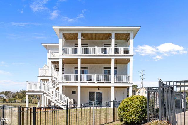 2616 Lennoxville Road, Beaufort, NC 28516