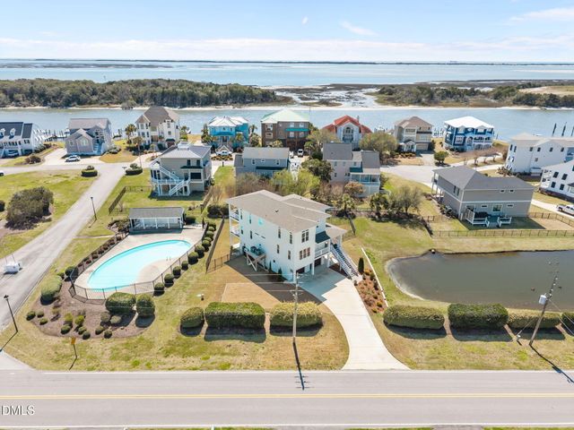 2616 Lennoxville Road, Beaufort, NC 28516