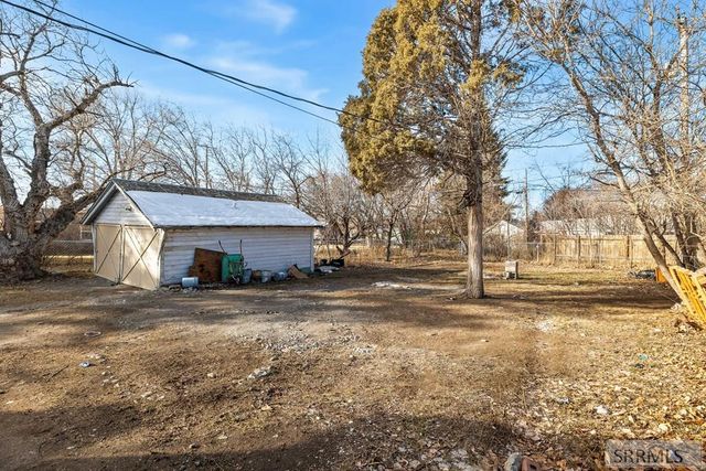 561 Gladstone Street, Idaho Falls, ID 83401